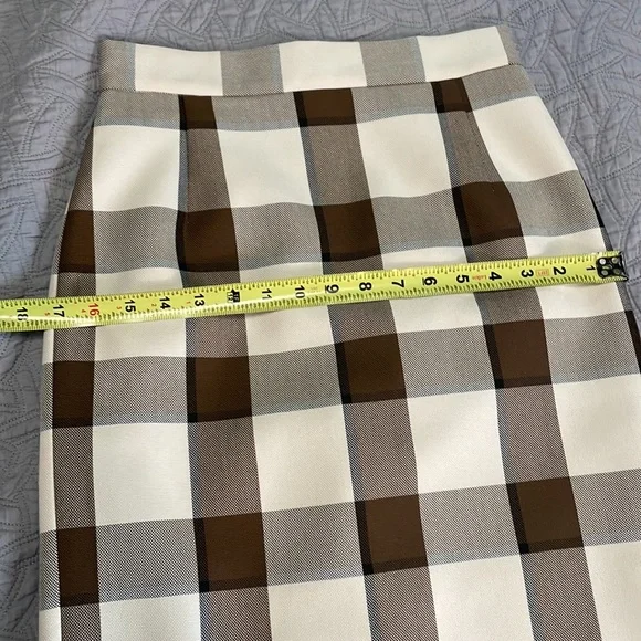 NWOT GORGEOUS PENCIL SKIRT - Picture 13 of 14